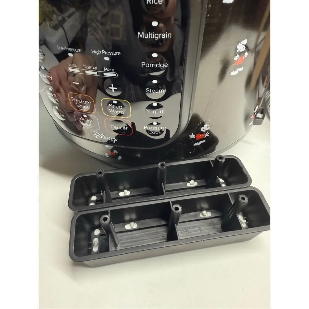 Disney Mickey Mouse Instant PotDuo Multi-Use7-in-1Pressure Cooker Magical *Notes